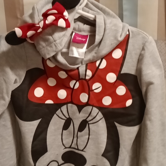 Disney Other - FINAL PRICE Disney Minnie Mouse hooded sweatshirt Size 4T
